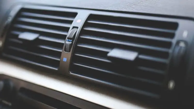 Car Air Conditioner Blowing Hot Air On One Side 