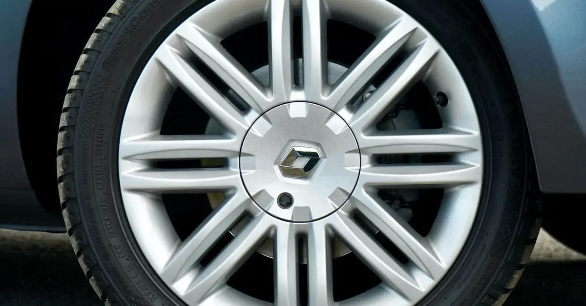 Do Car Brakes Need To Be Cleaned?