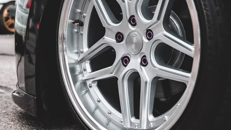 Can I Use WD-40 To Clean My Rims? 